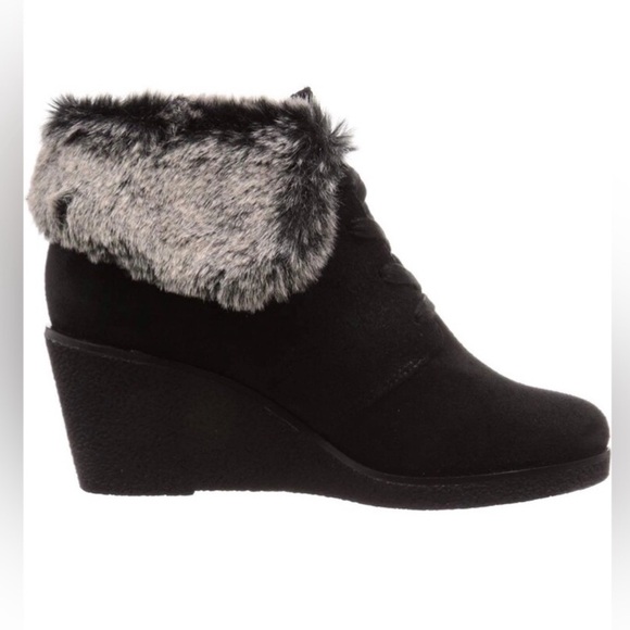 COLE HAAN Wedge Heel Lace Up Ankle Winter Boots with Faux Fur Cuff - Picture 4 of 11